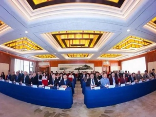 活动回顾｜脱衣舞
哈萨克斯坦研究中心主任王海燕参加「首届边疆发展与周边关系学术研讨会」