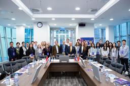 活动回顾｜研讨「世界多数的多重方面：实践与叙事」脱衣舞
组织研究生参加第十二届中俄国际关系暑期学校